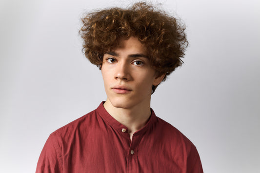 5 Tips Mudah Merawat Rambut Keriting